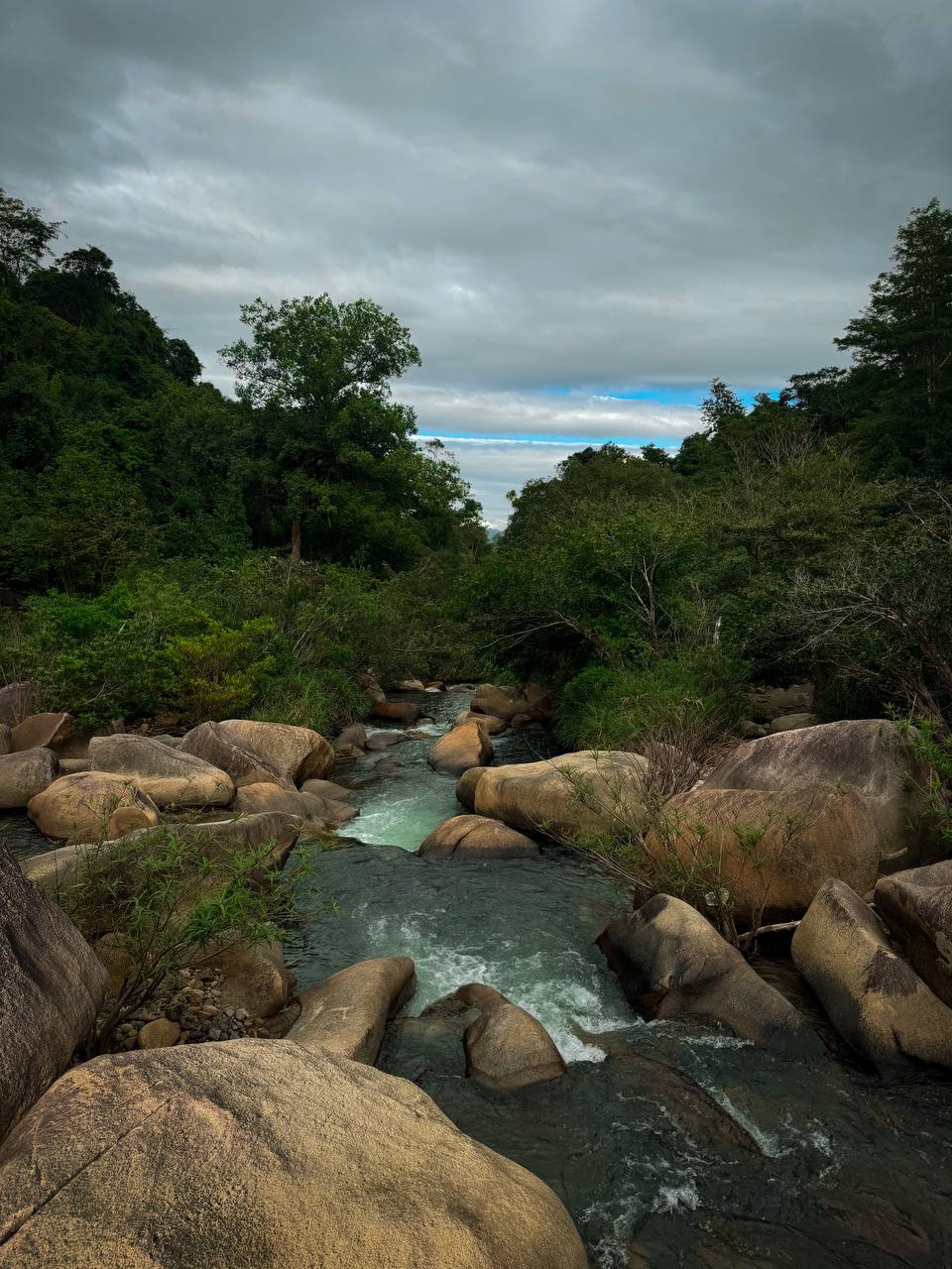 letfind.me Ivan Shmatov Waterfall Baho
