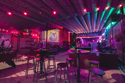 Le Funky Donkey — French Bar — фото 1